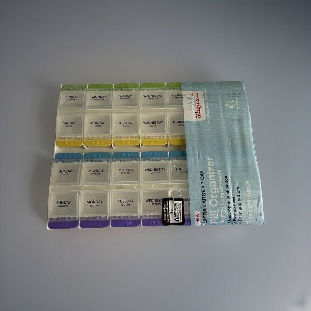 Walgreens Pill Organizer 7 Day 28 Compartments Extra Large Medication NEW SEALED